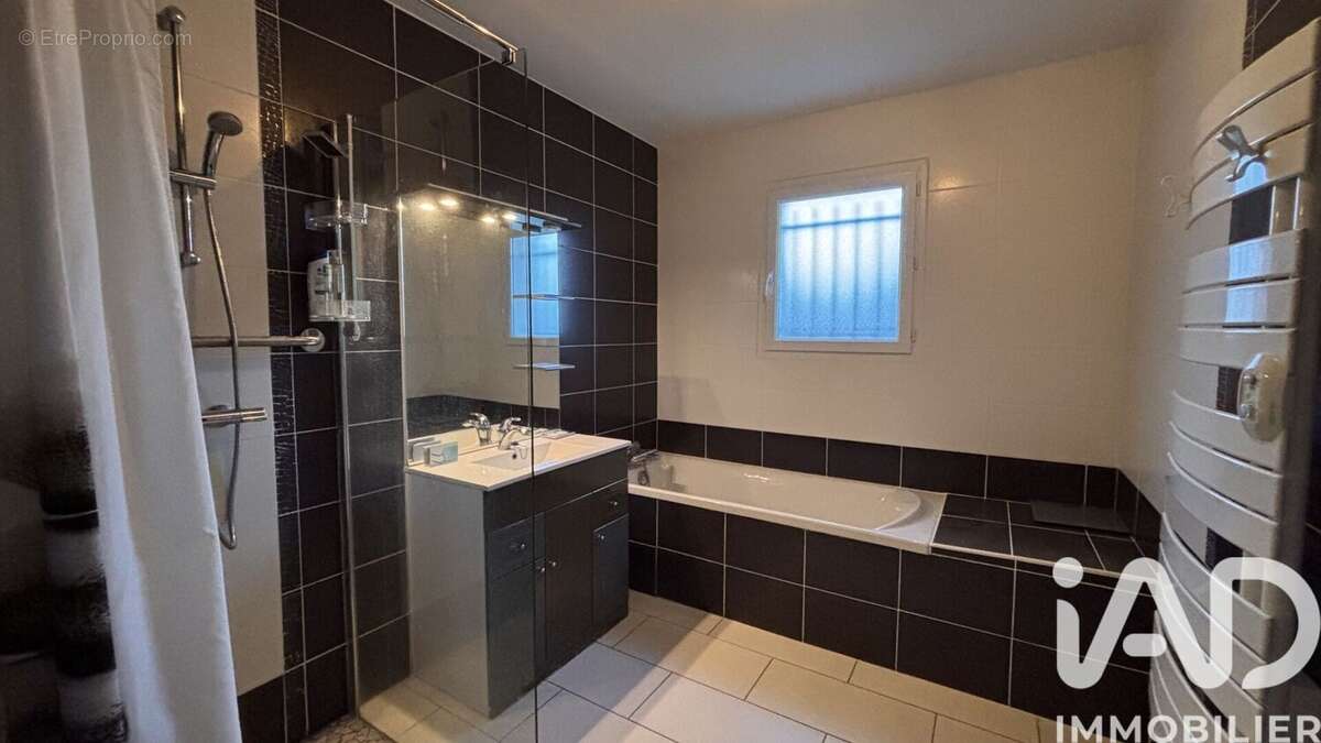 Photo 6 - Maison à VIERZON