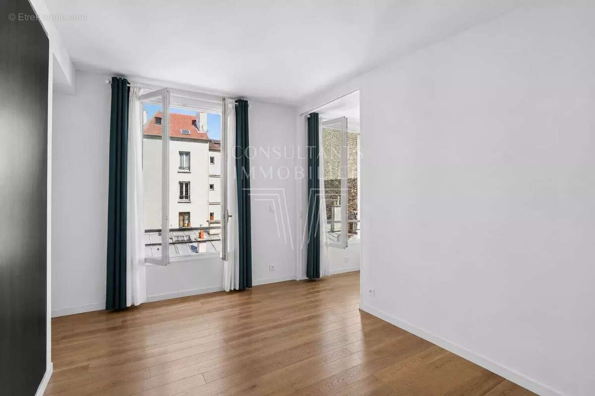 Appartement à PARIS-15E