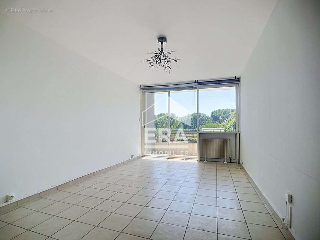 Appartement à MARSEILLE-9E