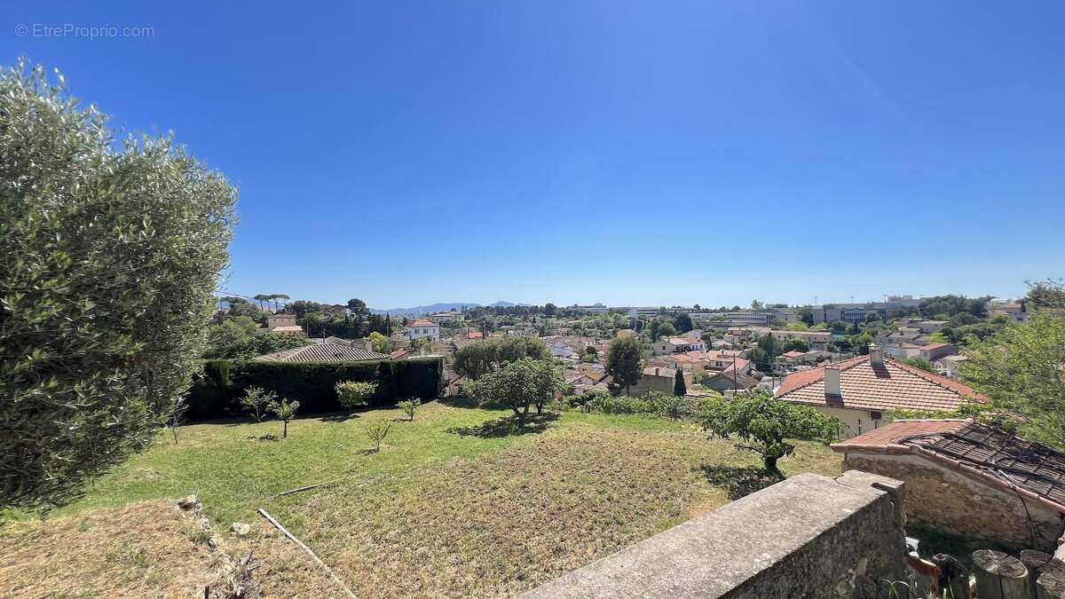 Maison à MARSEILLE-13E