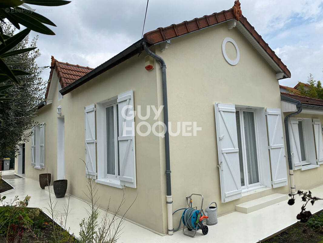 Maison à CHELLES