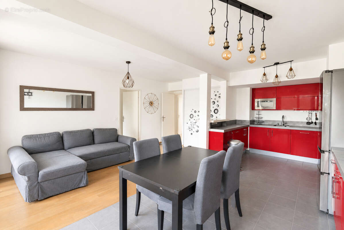Appartement à NANTERRE