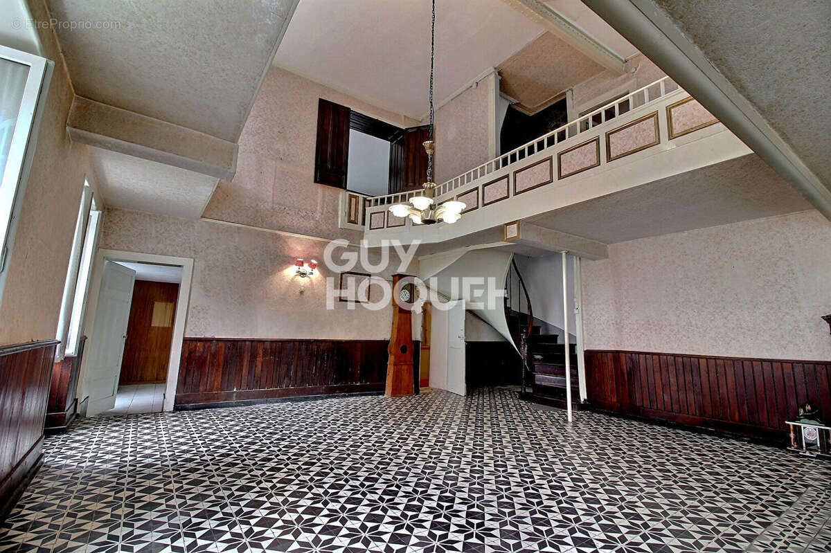 Maison à FRAISANS