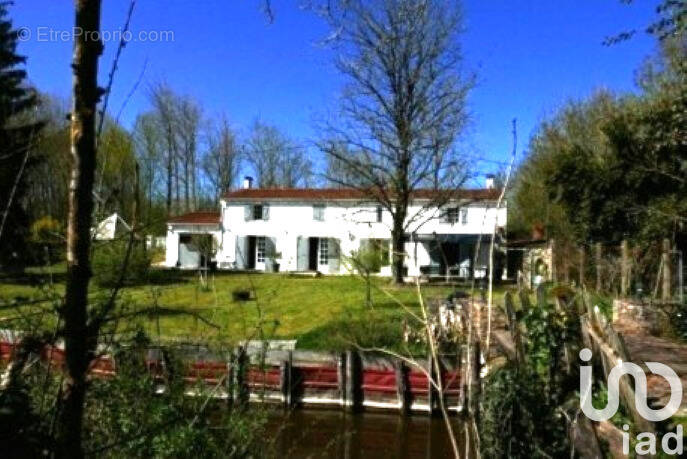 Photo 1 - Maison à LA RONDE