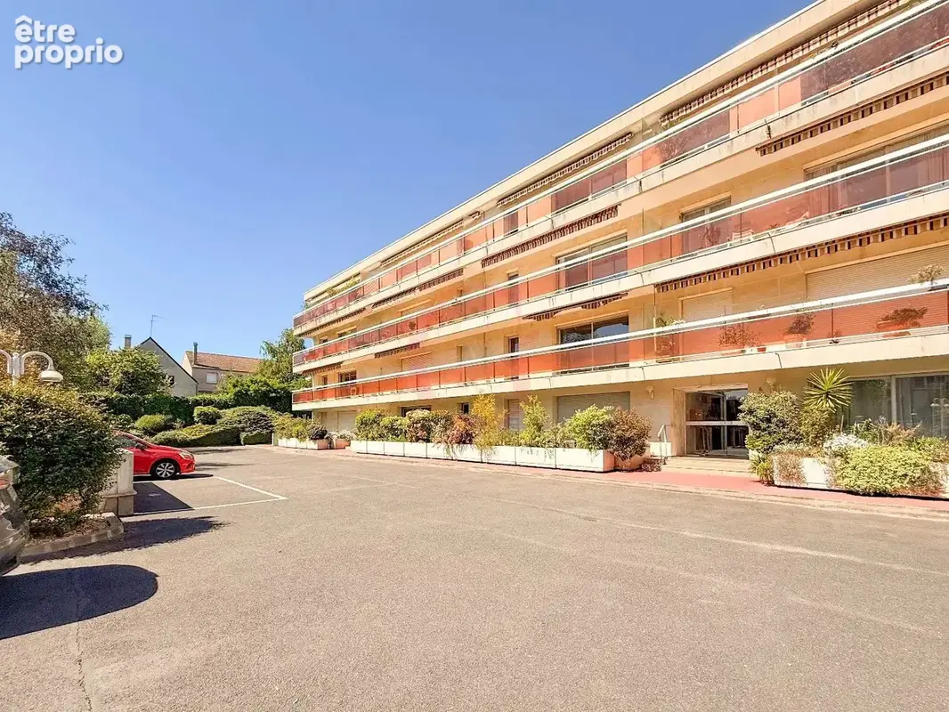 Appartement 88 m² à Bourg-La-Reine  - photo 2