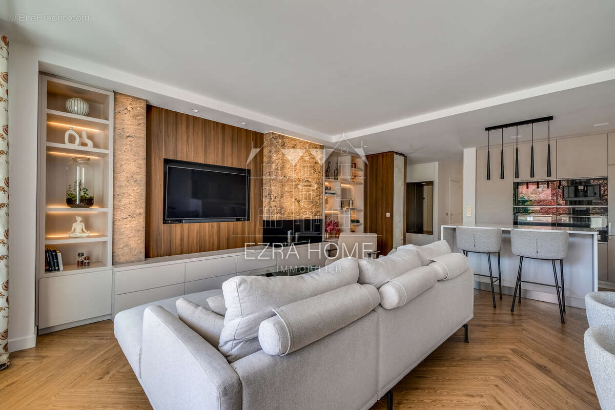 Appartement à LEVALLOIS-PERRET