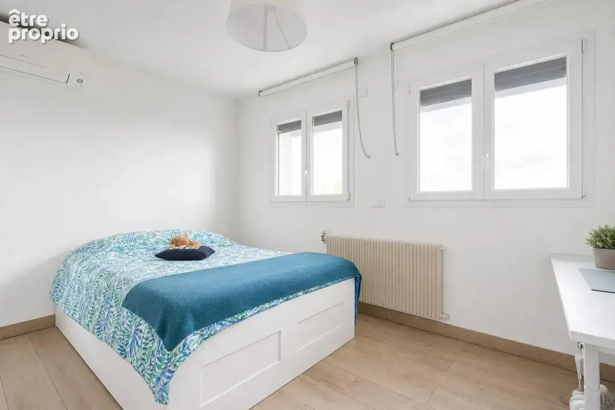 Maison spacieuse et rénovée à Romainville - photo 5