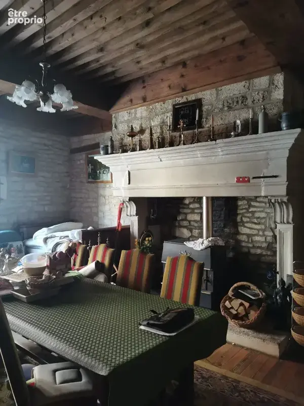 Maison  mitoyenne de caractère de 1700 à réhabiliter - photo 7