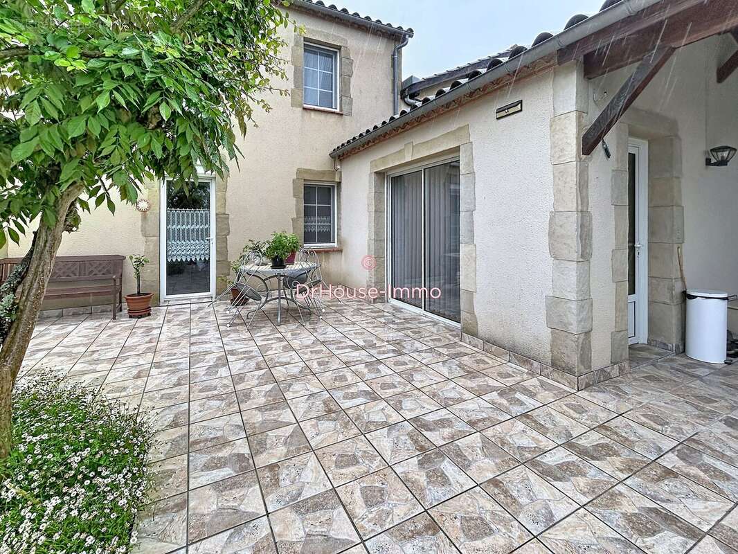 Maison 142 m² à Corneillan  - photo 15