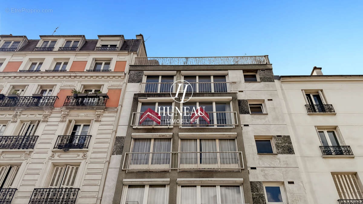 Appartement à PARIS-14E