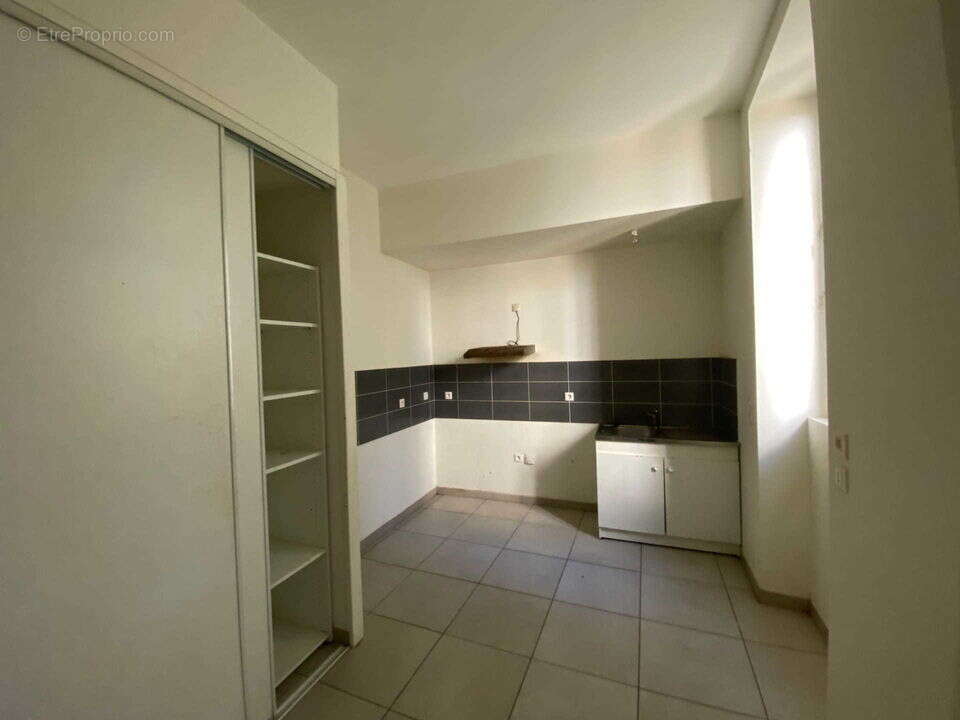 #investisseur #rendement #gers #cazaubon #pascher #location - Maison à CAZAUBON