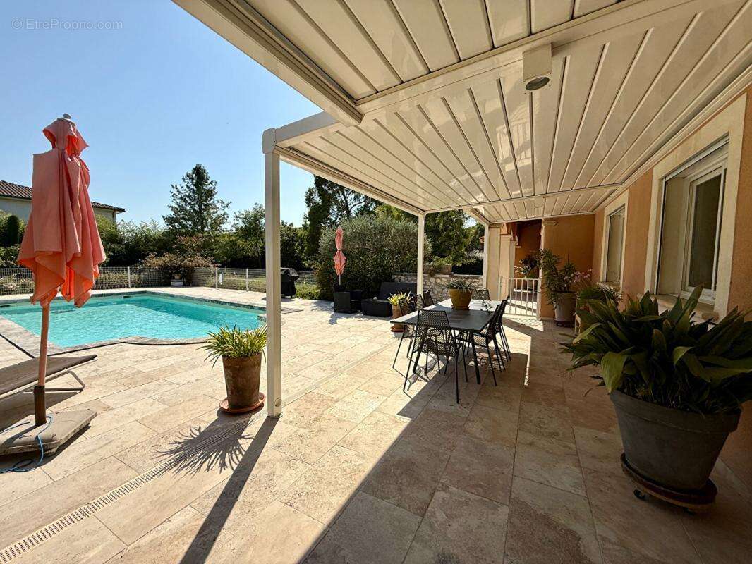 Maison  à vendre -  villa de plain -pied  avec piscine - photo 9