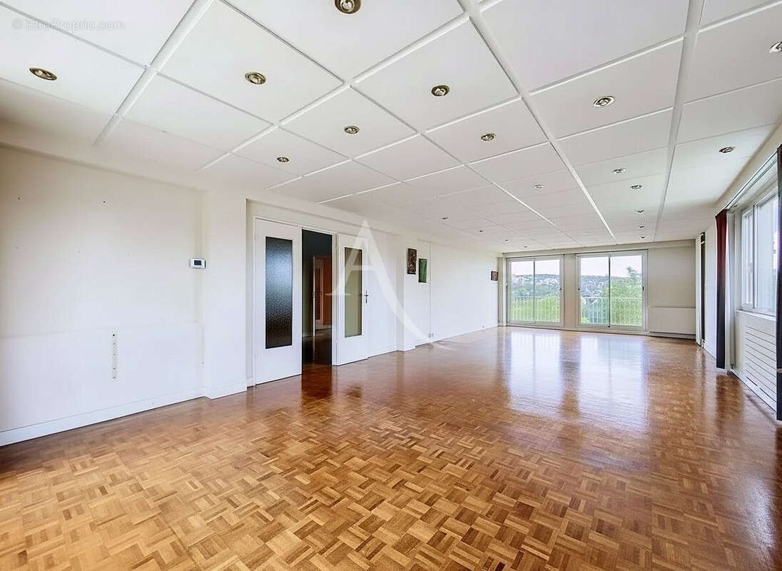 Appartement 5 pièces de 133 m² - Saint-Germain-en-Laye - photo 4
