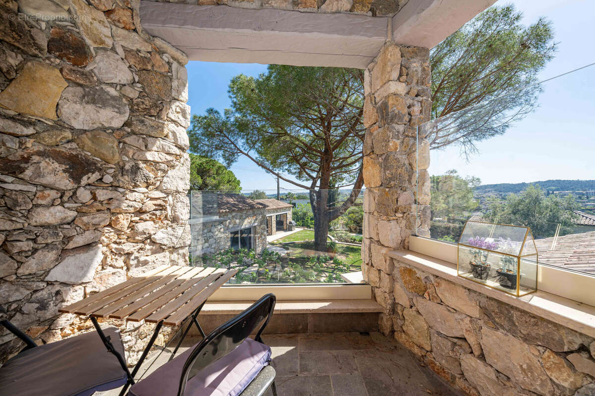 Maison à LA COLLE-SUR-LOUP