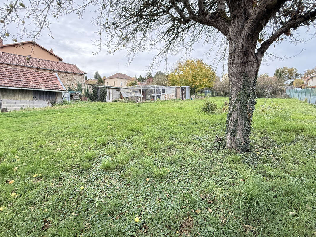 Maison à SAINT-REMY-SUR-DUROLLE