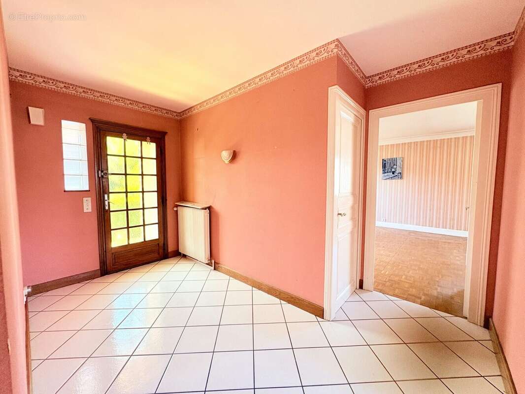 Maison 104 m² à Chatenoy-Le-Royal  - photo 4