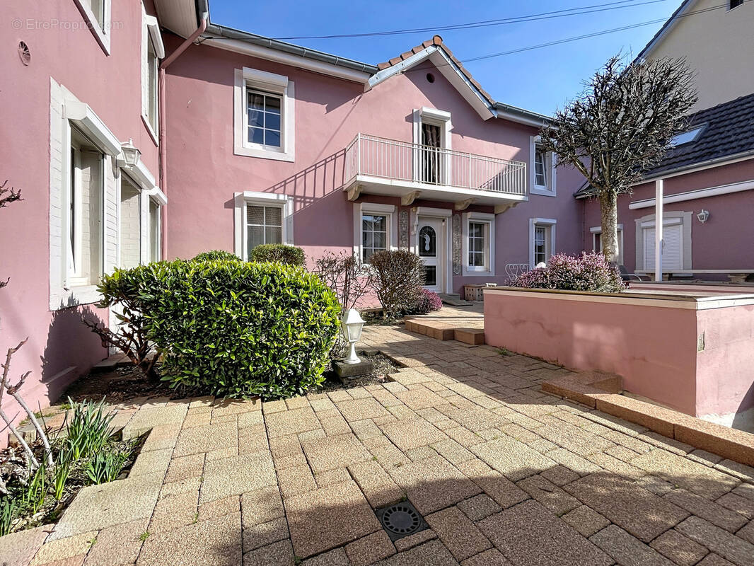 Maison à AUDINCOURT