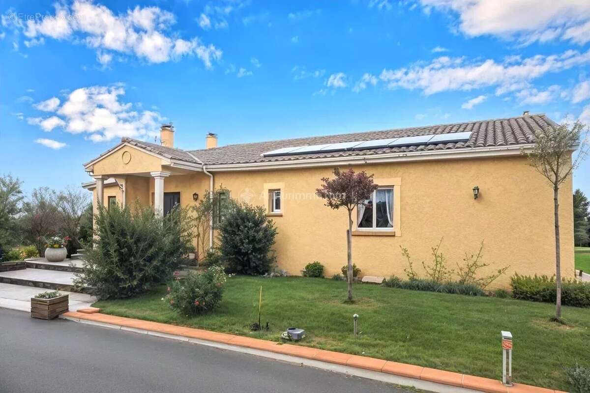 Maison à CASTELNAU-DE-LEVIS