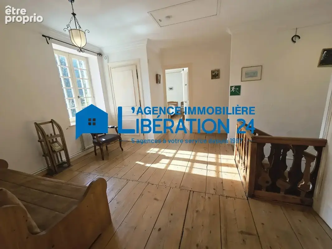 MAISON EN PIERRE 183m² + dépendances sur 7600m² - photo 5