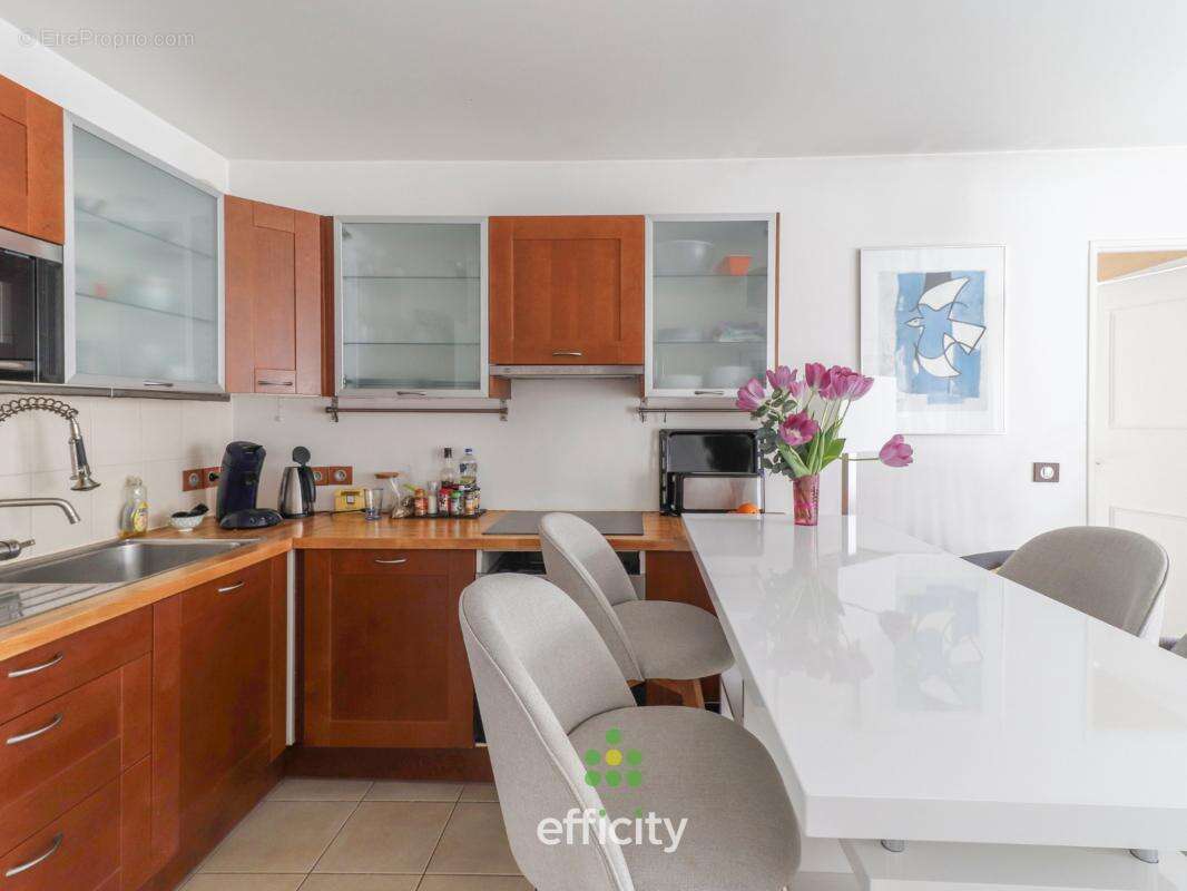 Appartement à NOGENT-SUR-MARNE