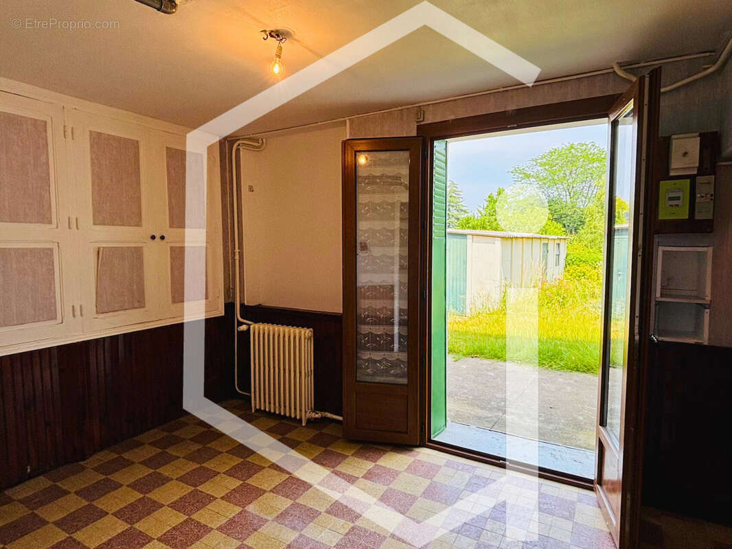 Maison à COSNE-COURS-SUR-LOIRE