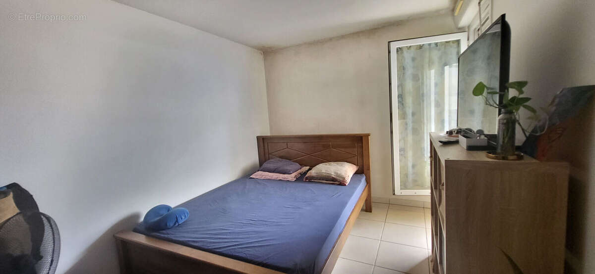 Photo 2 - Appartement à SAINT-DENIS