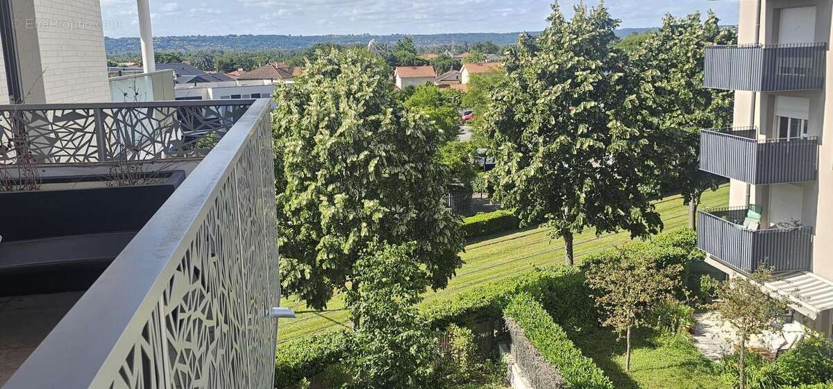 Appartement à DECINES-CHARPIEU