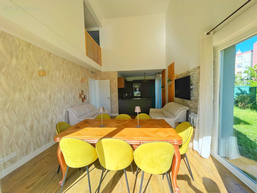 Appartement à VERNAISON