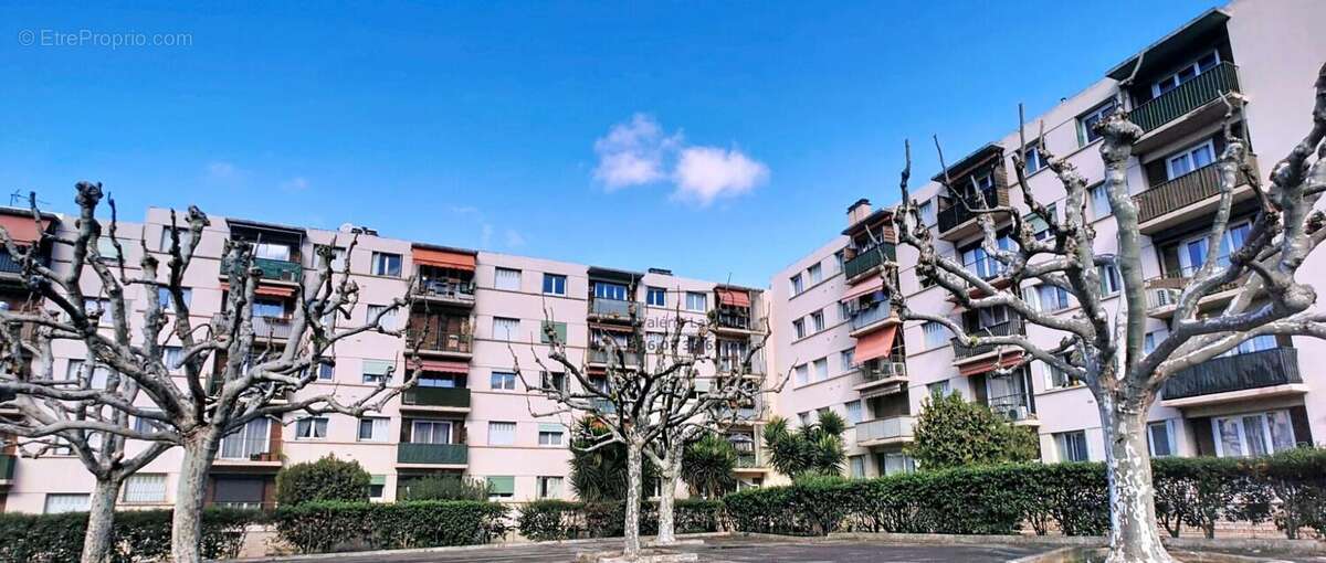 Marseille (13013) - LA ROSE - Exclusivité -  Place de parking privative - photo 3