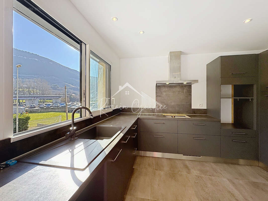 Appartement de standing f4 de 135 m2 - photo 9