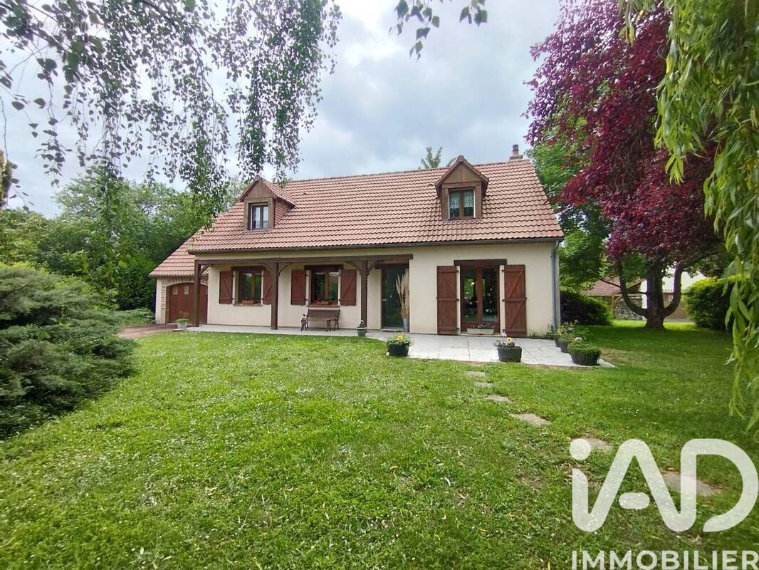 Photo 1 - Maison à COURCELLES-LA-FORET