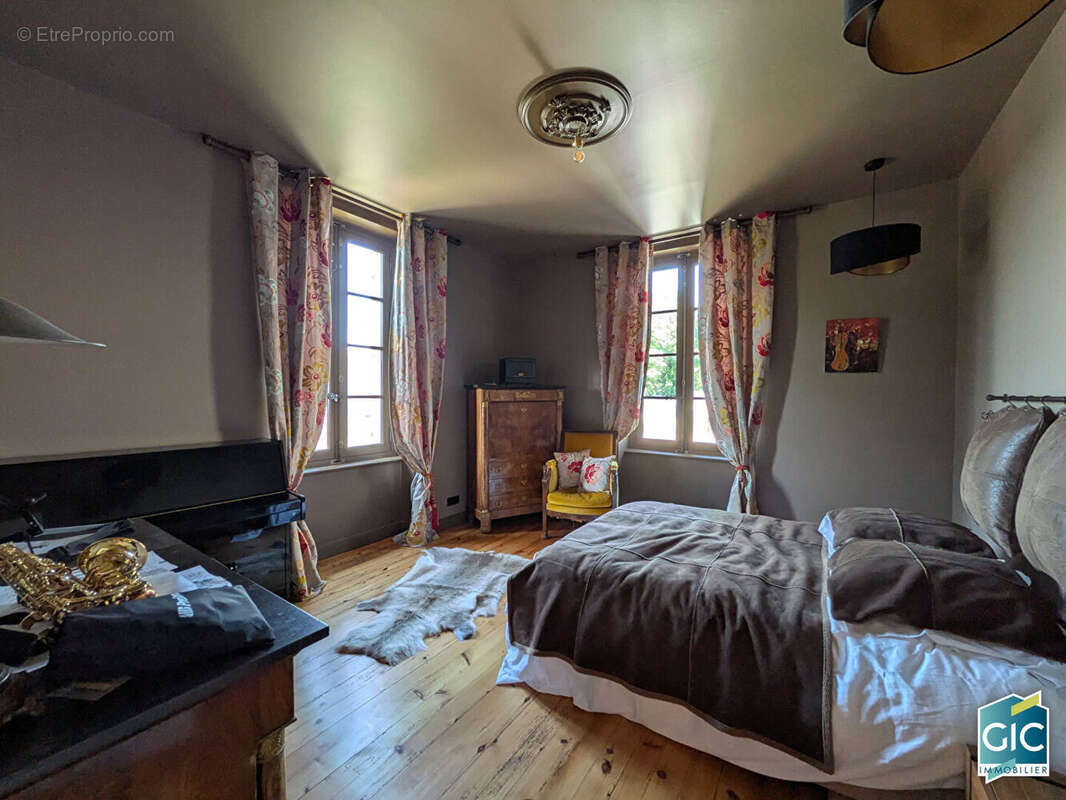 Maison à CREULLY