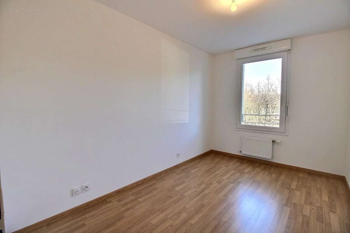 Appartement à VIRY