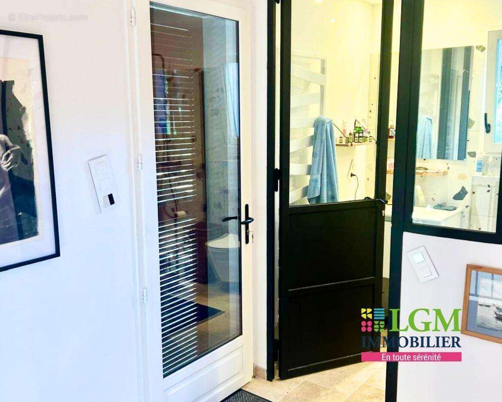 Maison à PLAN-DE-LA-TOUR