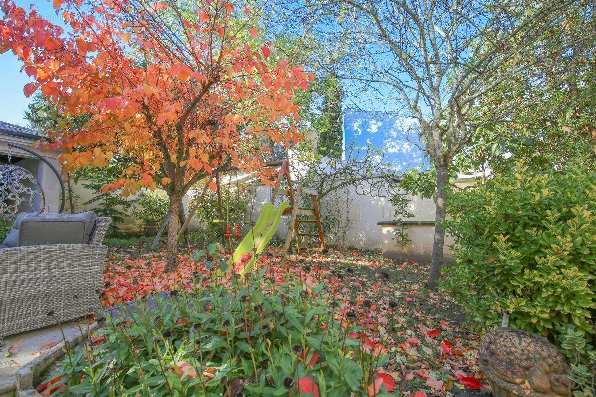 Maison à RUEIL-MALMAISON