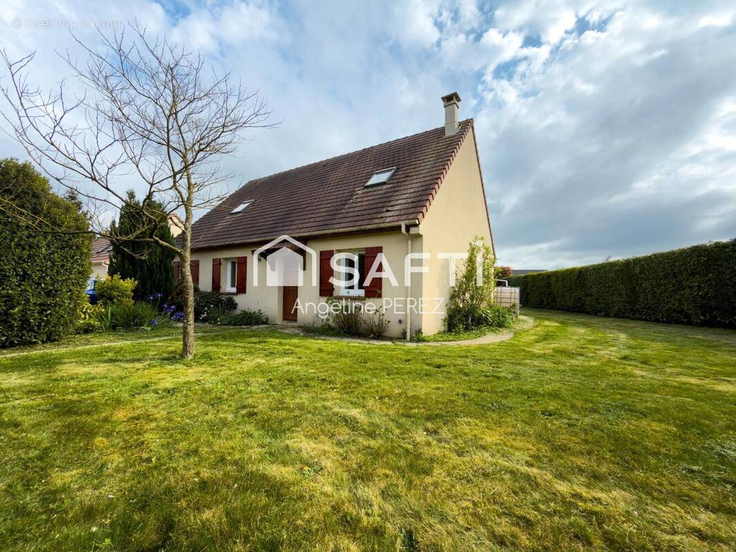 Photo 1 - Maison à VILLENEUVE-LES-SABLONS