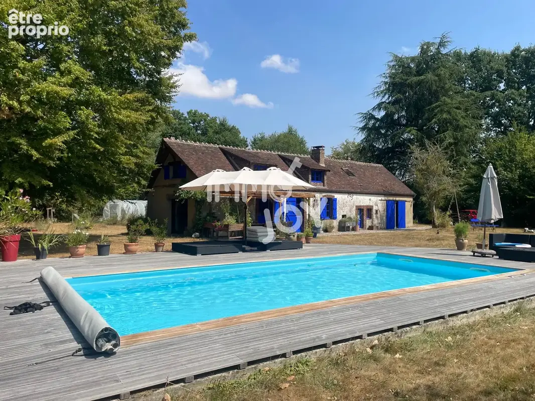 Maison à MOUTIERS-AU-PERCHE