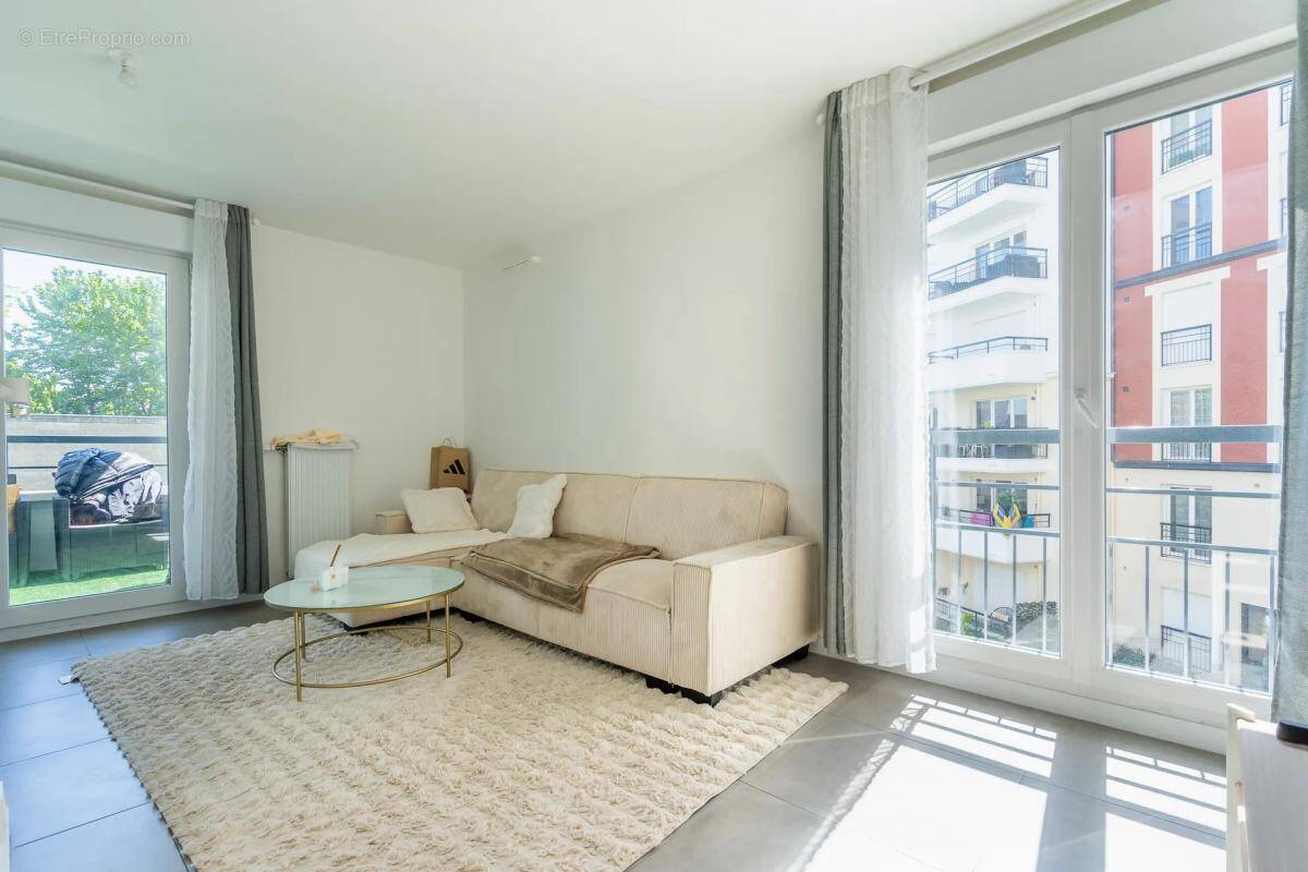 Appartement à AULNAY-SOUS-BOIS