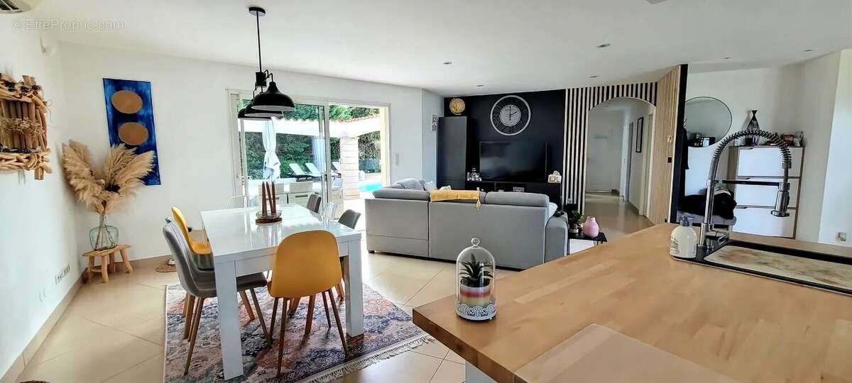 Maison à SAINT-DENIS-DE-PILE