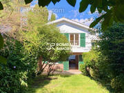 Maison à LA CELLE-SAINT-CLOUD