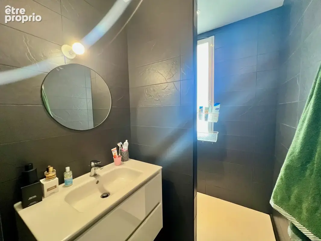 Appartement T3 à vendre en hyper centre de Lorient - photo 9