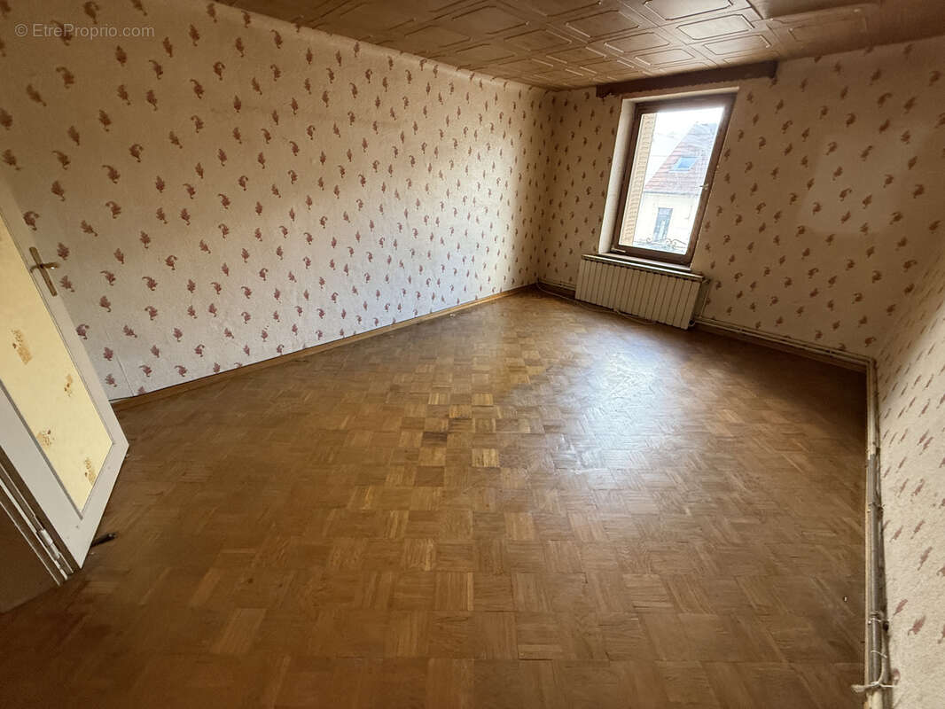 Maison 6 pièces de 158 m2 avec jardin   Possibilité de faire 2 appartements - photo 6