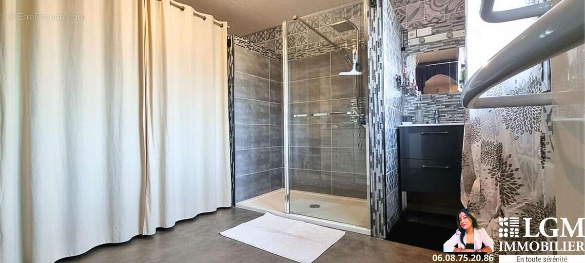 Maison à VILLELAURE