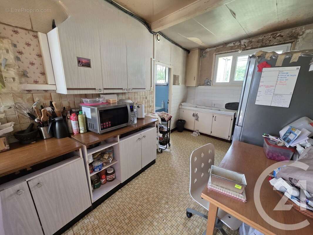 Maison 98 m² à Saint-Soupplets  - photo 3