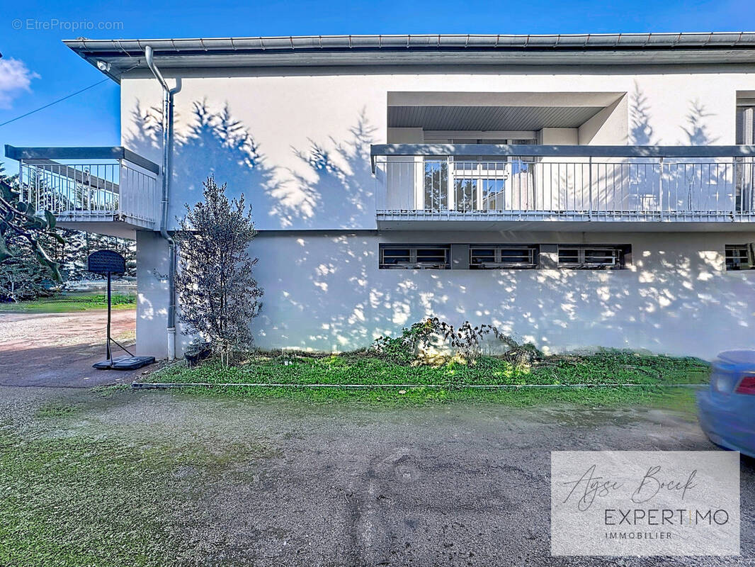 Maison à LE PEAGE-DE-ROUSSILLON