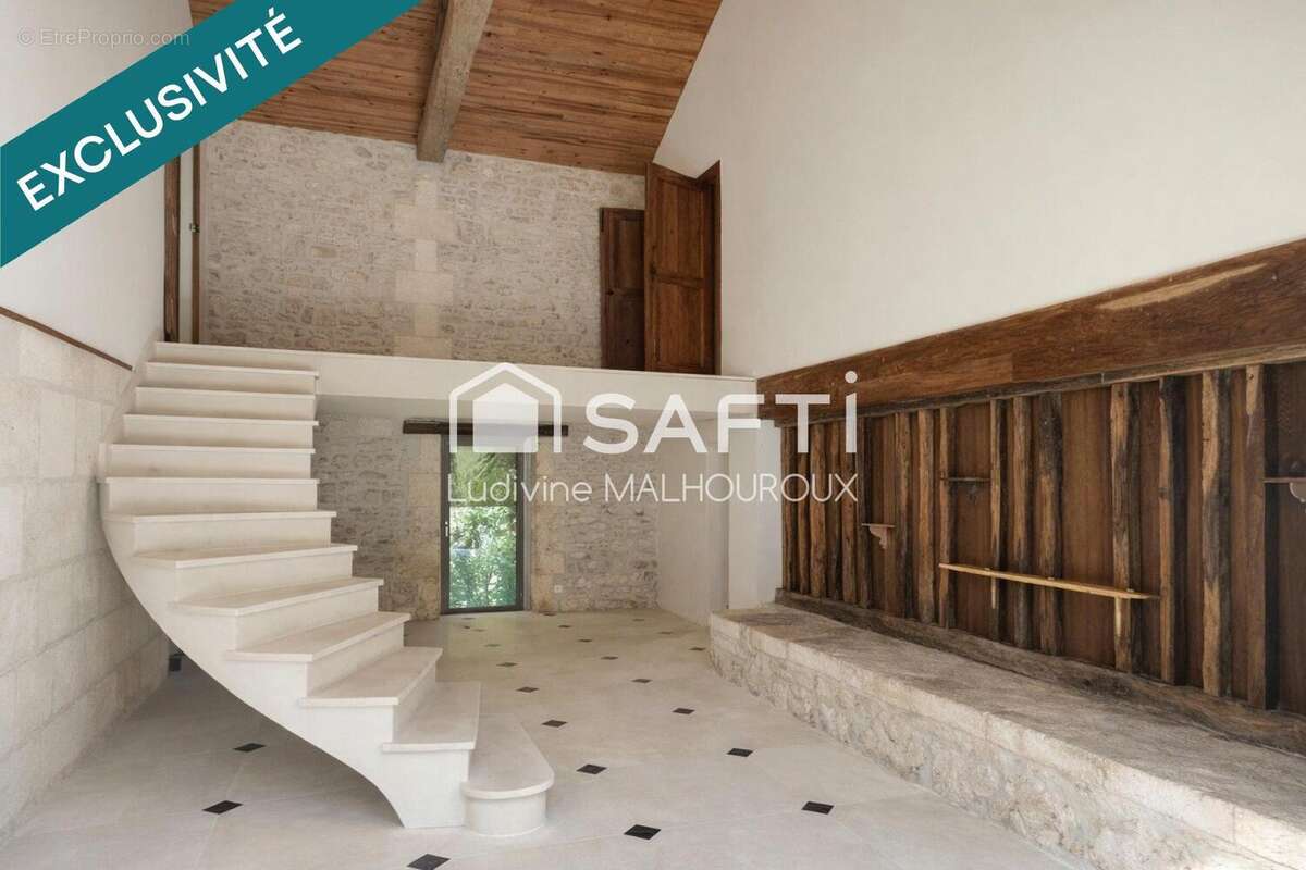 Photo 2 - Maison à SERS
