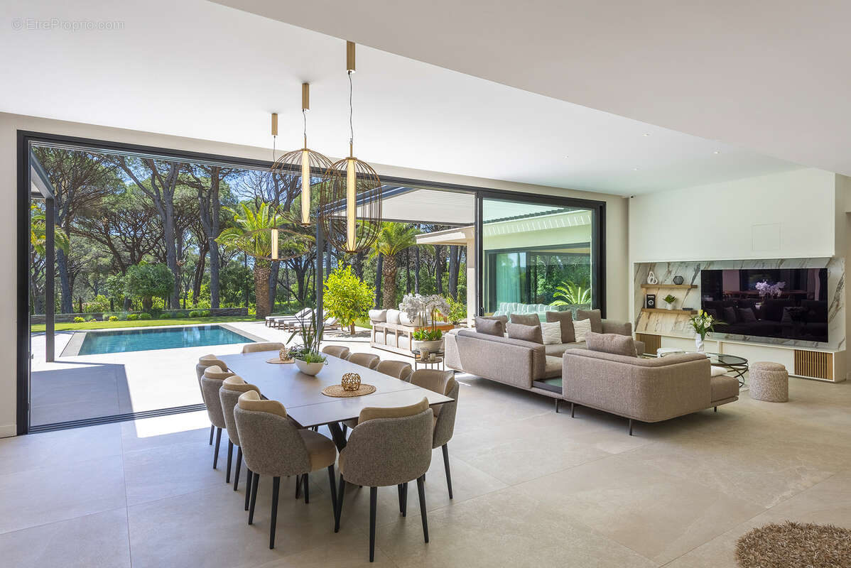 Maison à SAINT-RAPHAEL