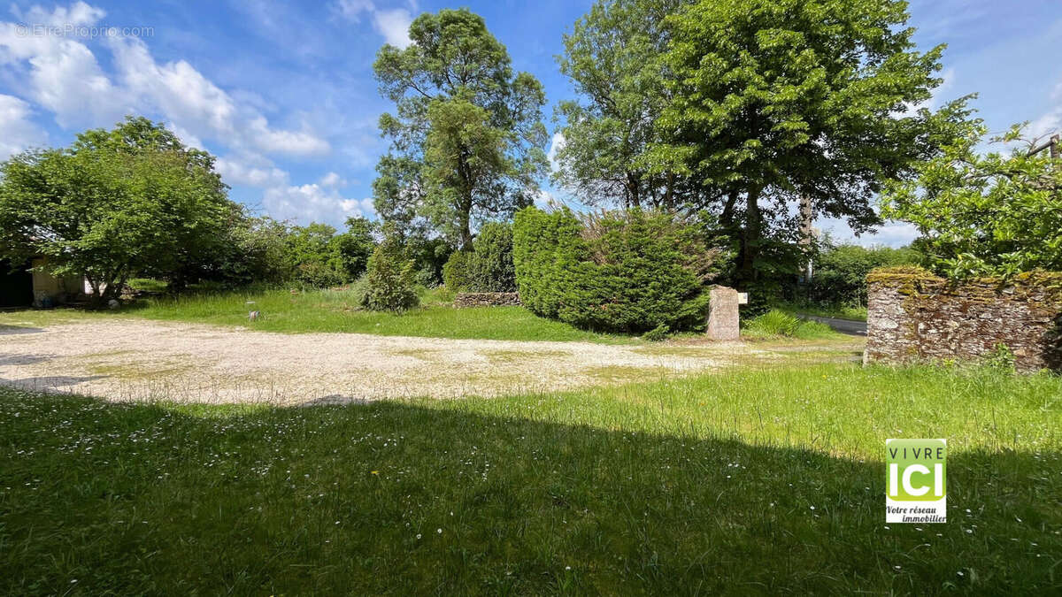 Maison à LA CHAPELLE-BASSE-MER