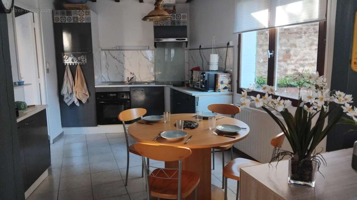 Maison rénovée, Forges les Eaux centre - photo 2