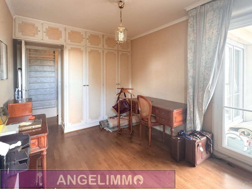 Appartement à LE PLESSIS-BOUCHARD